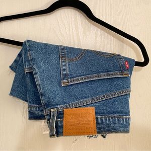 Women’s Levi’s jean shorts